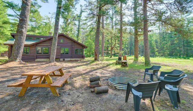 Fish & Hike On-Site! 4-Cabin Pigeon River Retreat in Vanderbilt