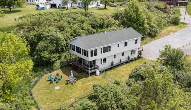 Fishermans Getaway in Clayton & St. Lawrence River in Clayton