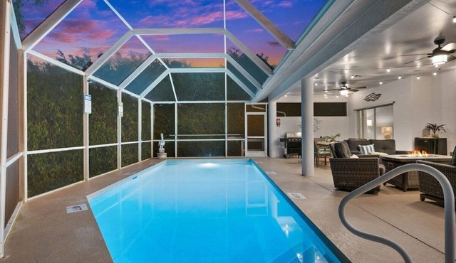 Heated Pool w/Covered Outdoor Living Near Beach in Marco Island