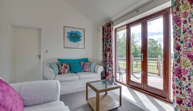 Hexden Lea - One Bedroom House, Sleeps 2 in Rolvenden
