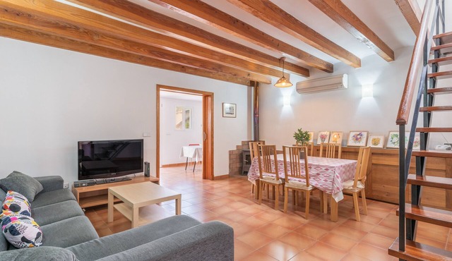 Holiday Home C'as Pobres with Mountain Views, Wi-Fi, Air Conditioning and Balcony in soller