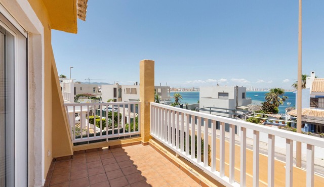 Holiday Home 'La Cala' with Sea View, Wi-Fi and Air Conditioning in Cabo de palos