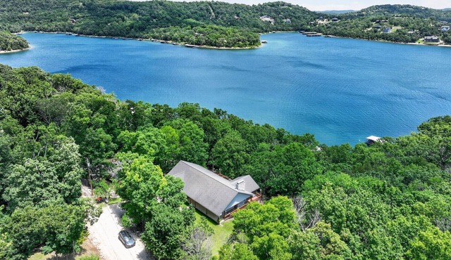 Indian Point Waterfront Home w/Wraparound Deck in Garfield