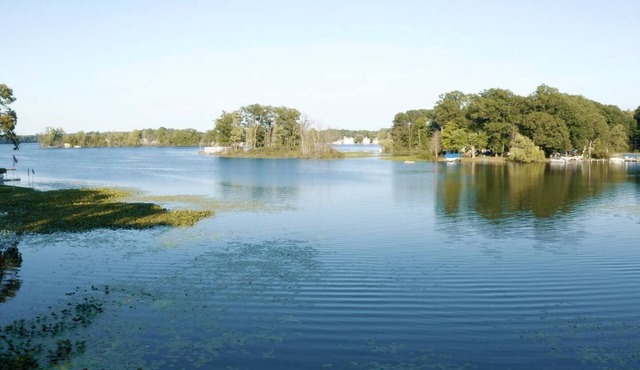Lake Front @ Pine Lake w/Kayaks & Paddle Boat in Plainwell