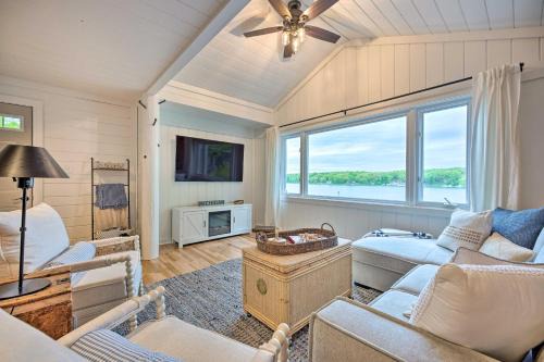 Lakefront Battle Creek Home w/Fishing Dock! in Battle Creek