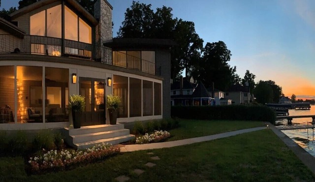 Lakefront Home with Incredible Views, Beautifully Updated and Great Location in Watervliet