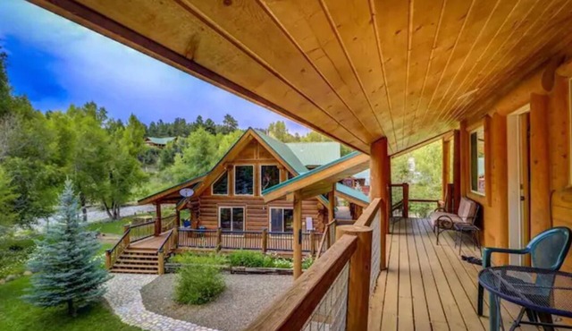Large Riverfront Home for Multi Family Groups in Pagosa Springs