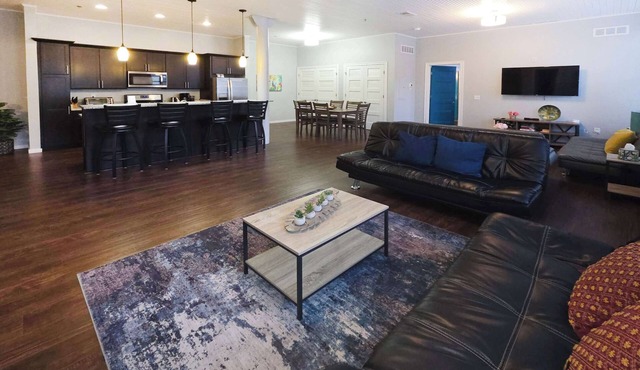 Loft #202 - 1480Sq ft 2BR/2BA Loft Downtown KC Historic Build in KCMO
