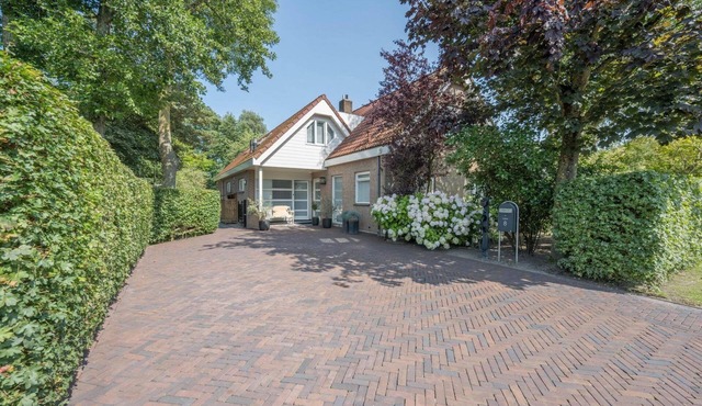 Luxury holiday home for 2 people in the Thousand Islands Empire in Zuid-Scharwoude
