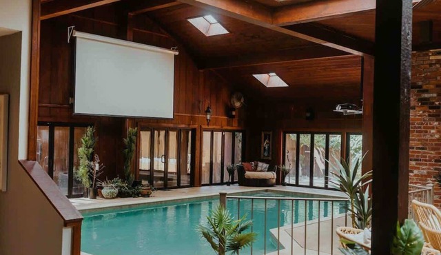 Luxury Retreat w/Mineral Pool, Spa, Near Palo in Amarillo