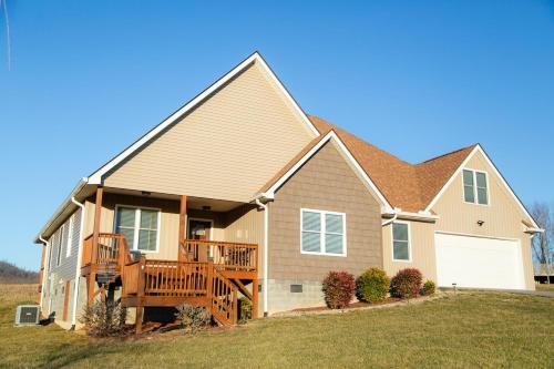 Millies Place in the Mountains in Hendersonville