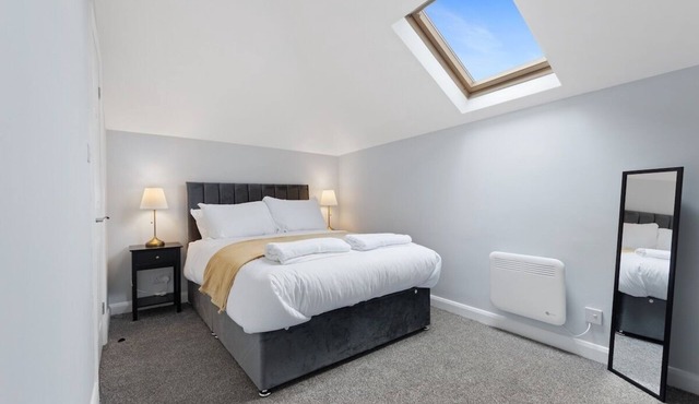 Modern Apartment Double Room Free Parking Suite 10 in Nottingham