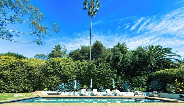 Montecito Estate Perfection! Coast Village Road & Butterfly Beach Adjacent in Montecito