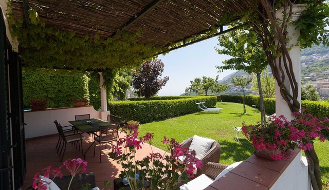 My Rental Homes - Il Giardino di Ravello with ample private garden and sea view in Ravello