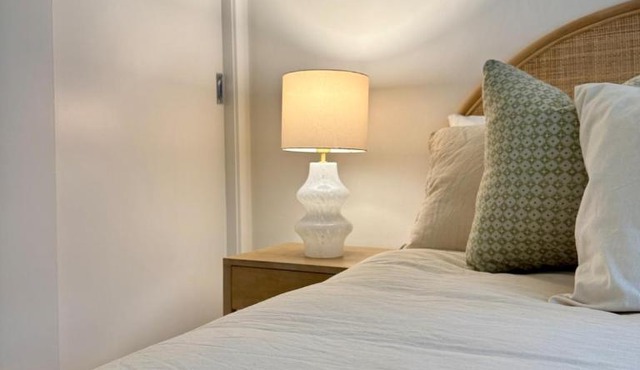 New 2BR Coolangatta Apt 4-Mins Beach Sleeps 6 in Gold Coast