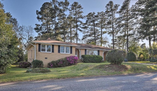 North Augusta Hideaway with Yard in Quiet Area! in North Augusta