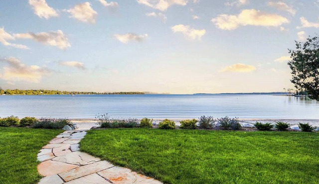 Paradesia Cove in Northport