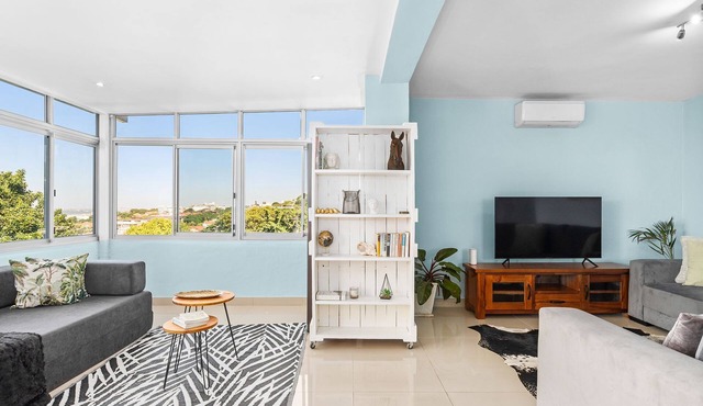 Penvay Penthouse - One Bedroom Apartment, Sleeps 2 in Durban