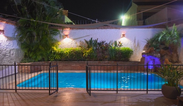 Private house, pool, bbq and jacuzzi! in Mazatlán