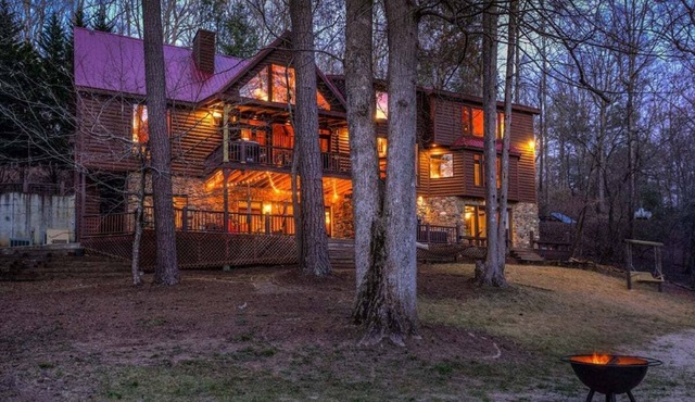 River's Bend Lodge by Mountain Oasis | Riverfront Cabin in Coosawattee River Resort in Ellijay