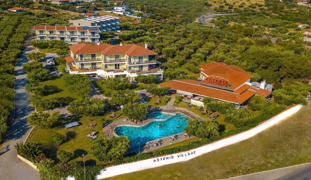 Romantic Getaway in Gerakini with pool in Gerakini