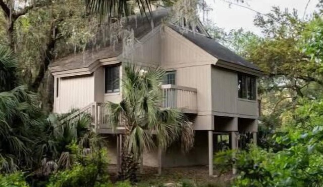 Sea Pines Villa Steps to Beach Coffee Bar King Bed in Hilton Head Island