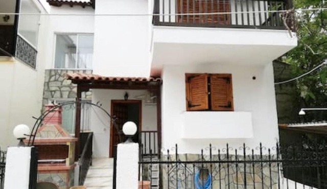 Seaside maisonette by the sea in Sozopoli