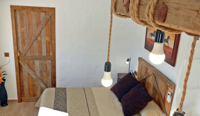Small rustic apartment ideal for a perfect stay for couples. in Árchez