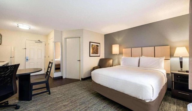 Stay in a Suite and Enjoy Exploring the Coastal Virginia attractions! in Hampton