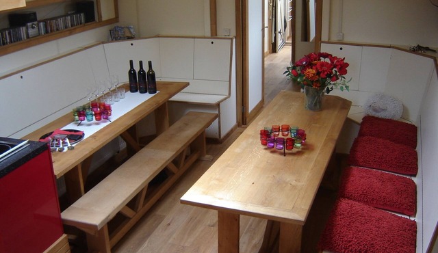 Suitable for families and groups of 6 to 12 people in Leiden
