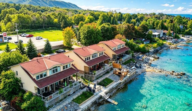 The Aqua Villa at Blue View Chalets in The Blue Mountains