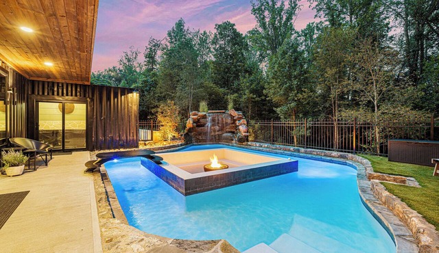 The Green Creek Shipyard 3.0 - Personal Spa Experience in Columbus