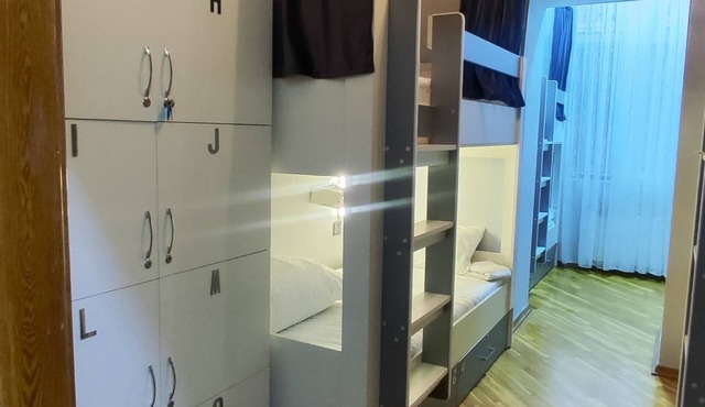 TRAVELER HUB HOSTEL in Bakı