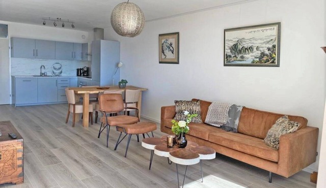 | Travl.is Expats | NL # Bergen op Zoom in Bergen op Zoom