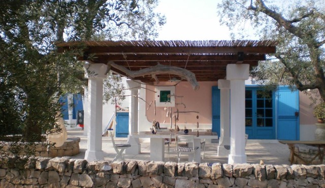 Trullo speciale vicino al mare in Ostuni