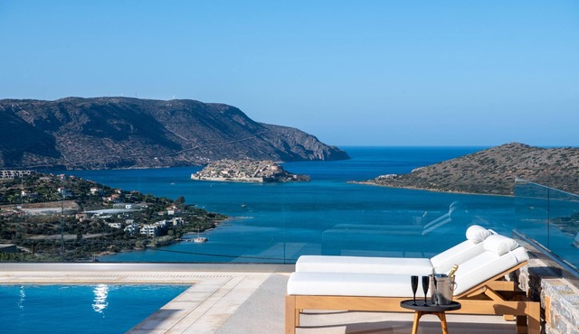 Ultimate Hideaway with Spectacular Vistas in Agios Nikolaos