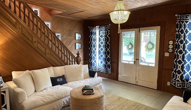 Updated Cottage in Historical Thousand Island Park, 4 bed / 2 bath, New Kitchen in Thousand Island Park