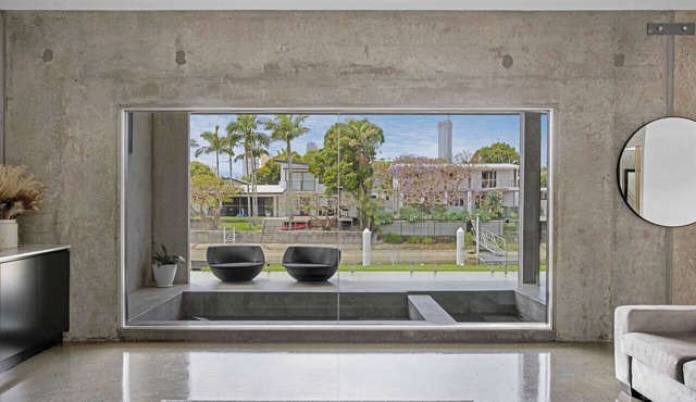 Urban Hideaway, Broadbeach Waters in Gold Coast