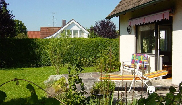 Vacation home for up to 5 people in Schöngeising. Quiet location. Munich S-Bahn. in Schöngeising