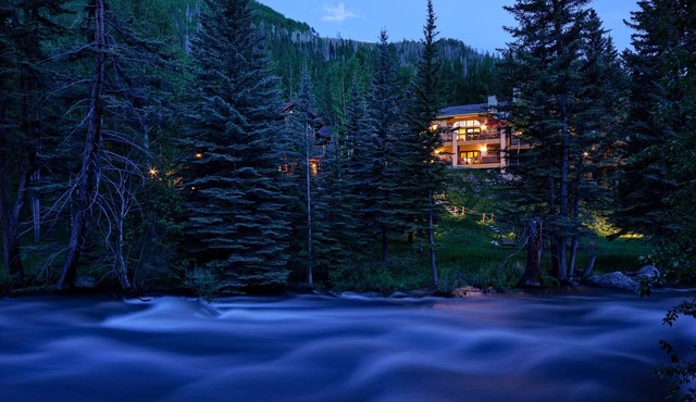 VAIL CASCADE/ON RIVER/7BEDRMS/SLEEPS up to 16, MULTI FAMILIES WALK TO CHAIR 20 in Vail