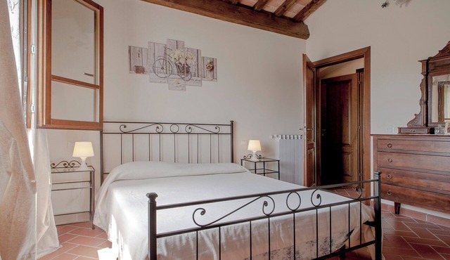 Villa Due Pini, in the green Tuscan hills between Florence, Siena and Pisa. in Montopoli in val d'Arno
