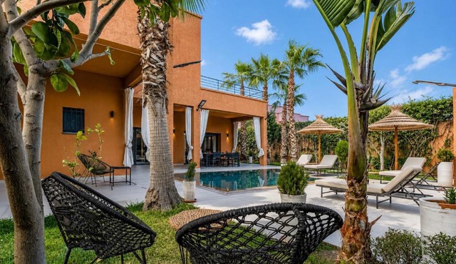 Villa Elyana 4 Chambres & Piscine privée chauffée a Marrakech in Marrakesh