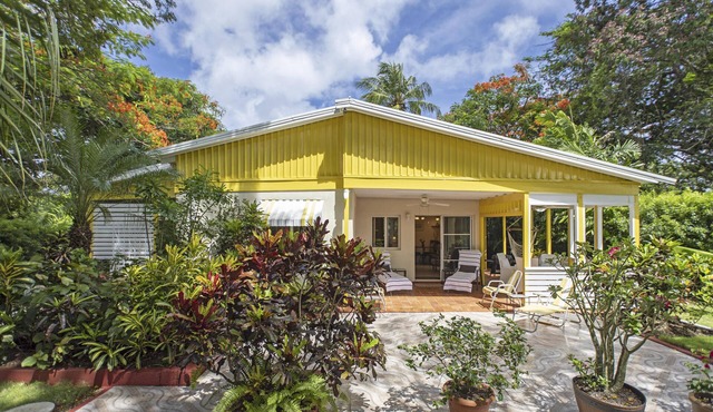 West Coast Charming 2-bedroom cottage in beautiful Gibbes area in St Peter