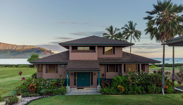 Wilikoki - a 6br/3ba beachfront home on Hanalei Bay in Hanalei