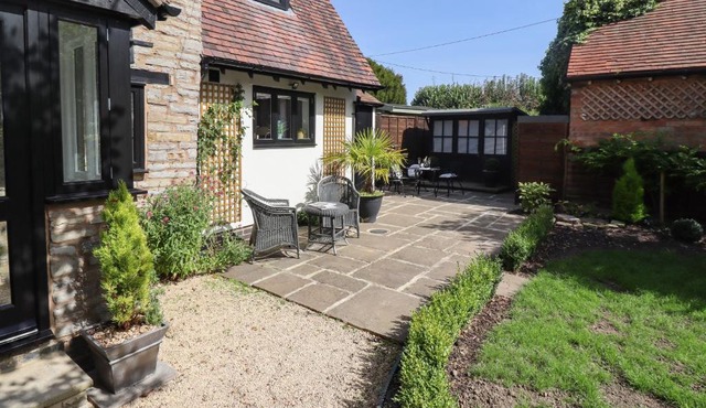 Woodbine Cottage in Evesham