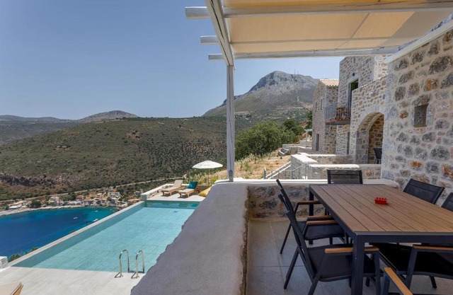 Malvazios Villas 