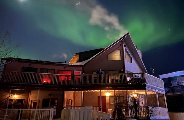 The Aurora Bayside Inn 