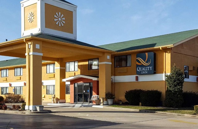 Quality Inn Ozark 