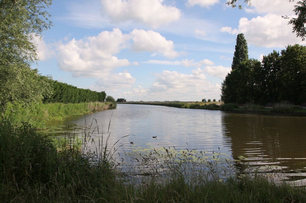 Photo of Others in Steenbergen