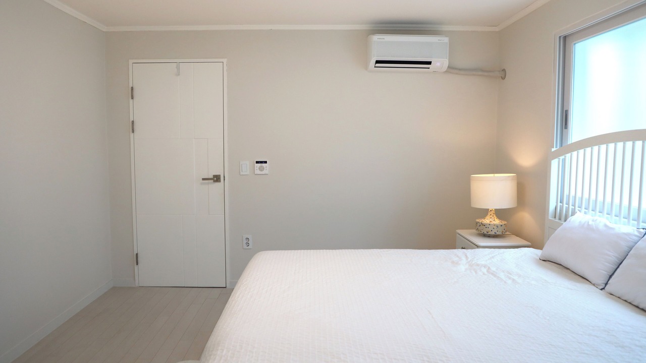 Photo of Bedroom in Sinsu-dong
